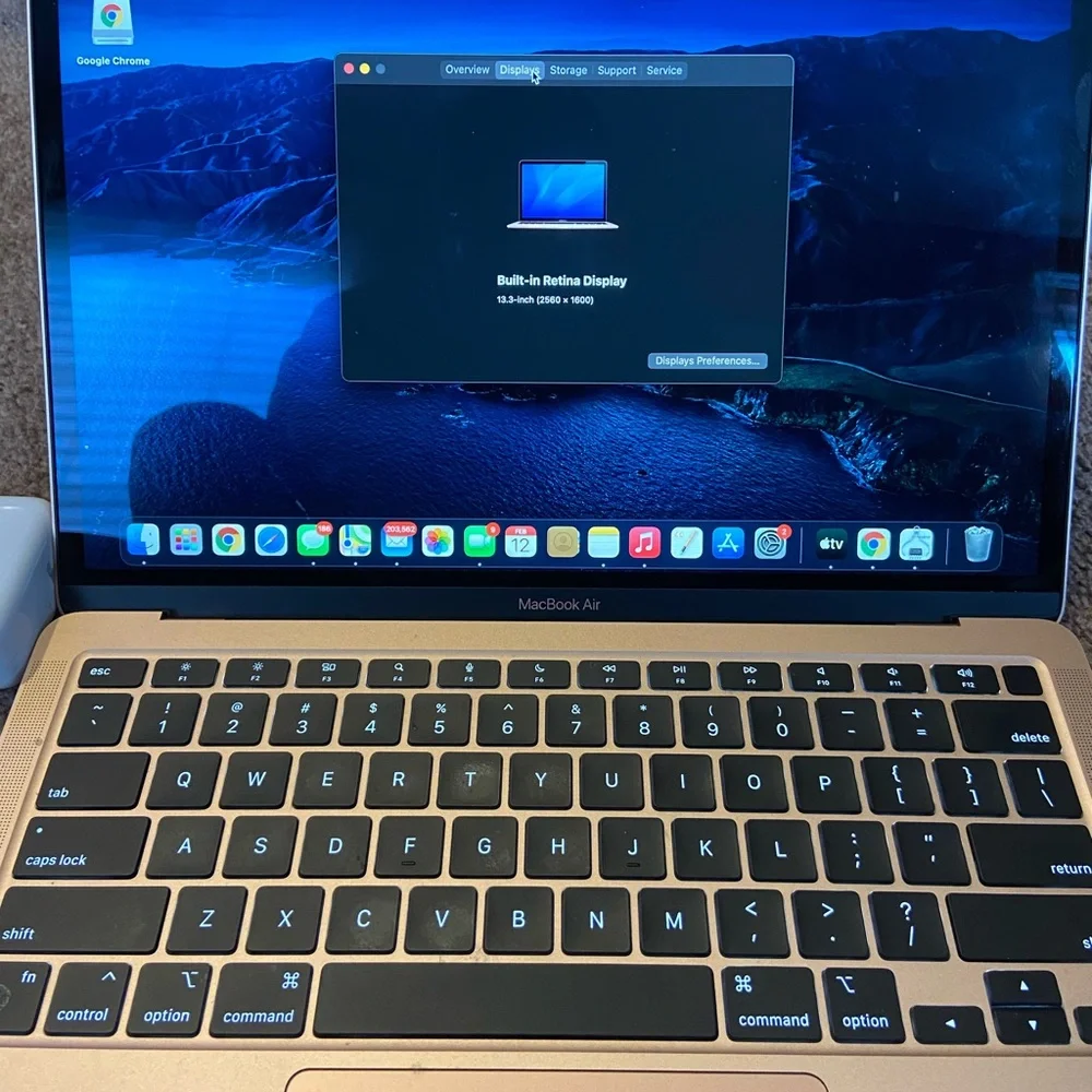 Apple sleek macbook